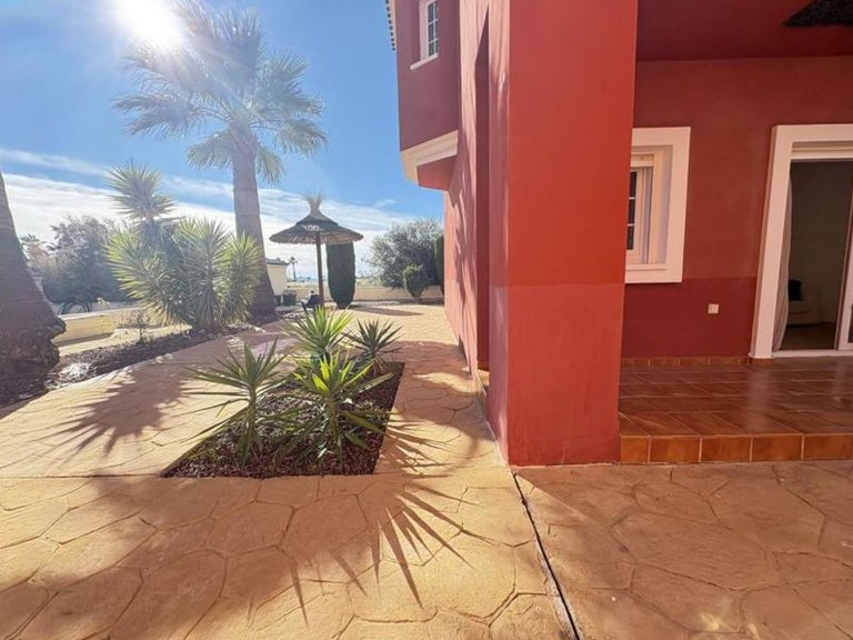Villa for Sale in Altaona Golf And Country Village, Murcia 4