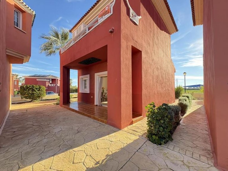 Villa for Sale in Altaona Golf And Country Village, Murcia 27