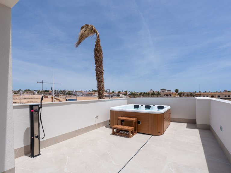 Villa for Sale in La Serena Golf Resort, Murcia 36