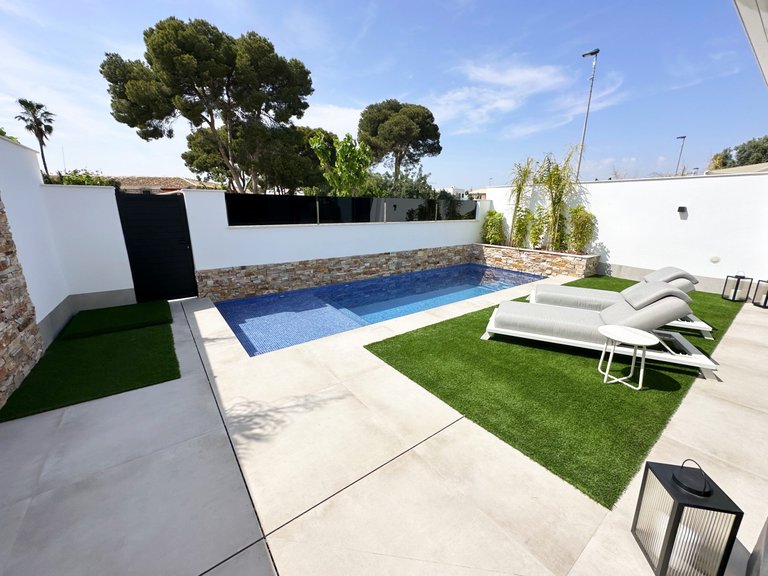 Villa for Sale in Santiago De La Ribera, Murcia 2