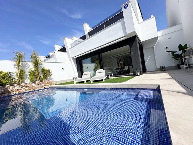 Villa for Sale in Santiago De La Ribera, Murcia 38