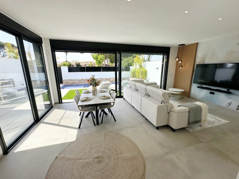 Villa for Sale in Santiago De La Ribera, Murcia 3