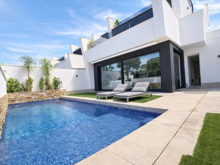 Villa for Sale in Costa Calida Santiago De La Ribera, Murcia 1