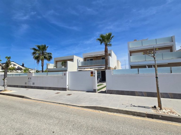 Villa for Sale in Pilar De La Horadada, Valencia 31