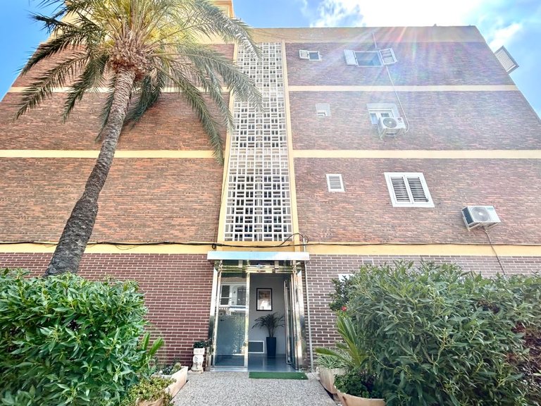Apartment for Sale in La Zenia, Valencia 19