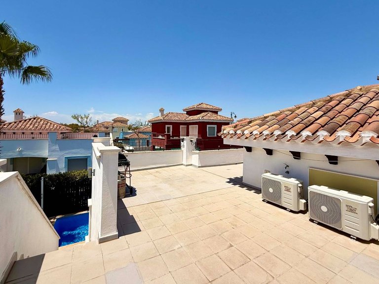 Villa for Sale in Mar Menor Golf Resort, Murcia 6