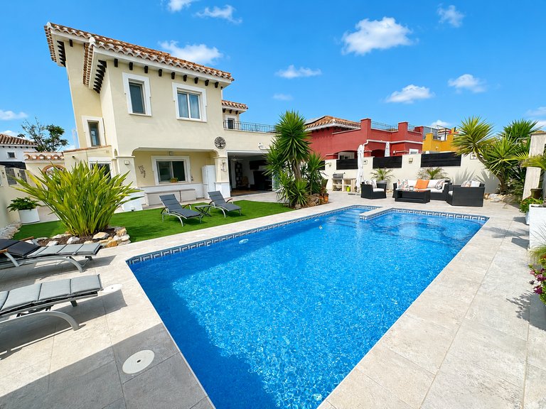 Villa for Sale in Mar Menor Golf Resort, Murcia 41