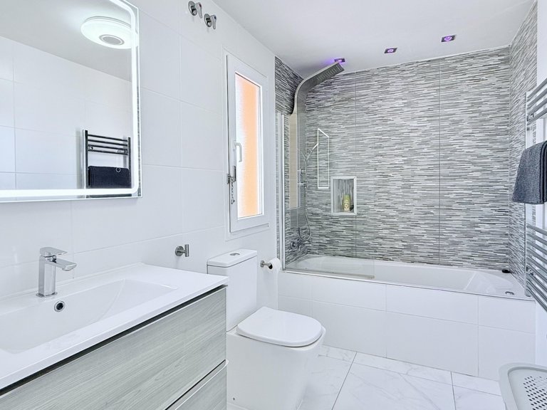 Villa for Sale in Mar Menor Golf Resort, Murcia 22