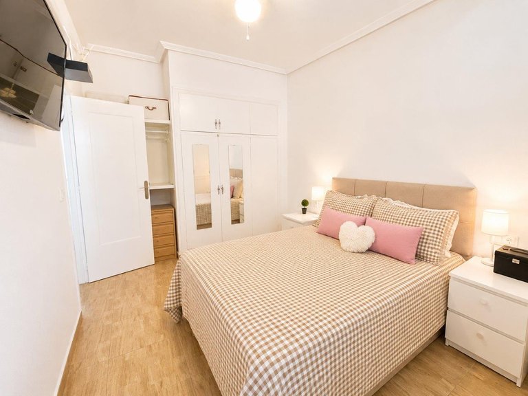 Apartment for Sale in Cabo Roig, Valencia 9