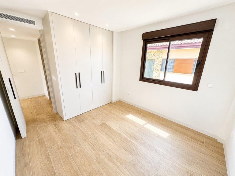 Villa for Sale in Santiago De La Ribera, Murcia 25