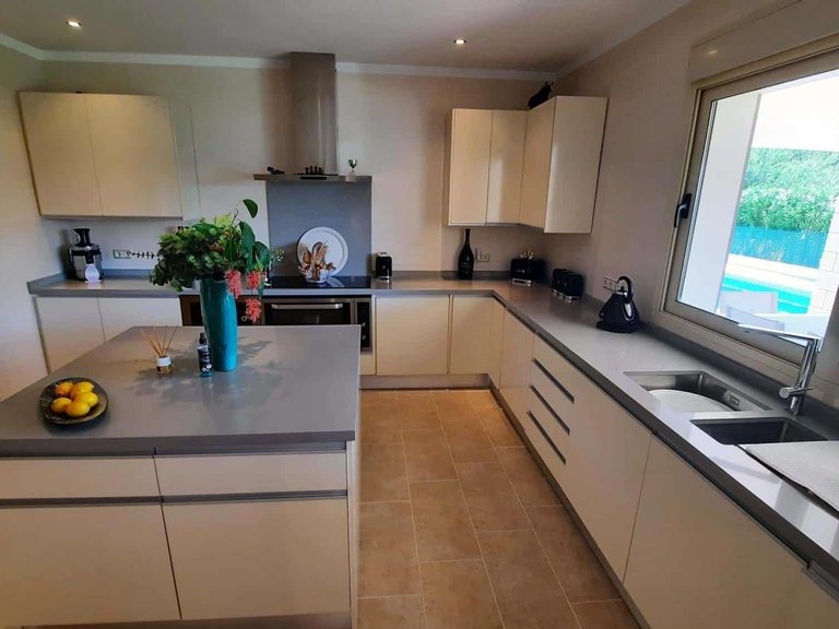 villa for sale in Calpe, Alicante 1612656 4
