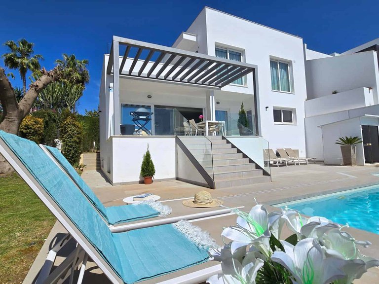 Villa for Sale in Sotogrande Alto, Luzaria 13