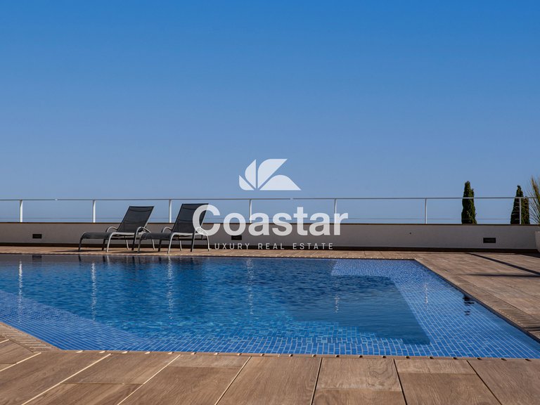Modern Luxury With Breathtaking Views In Altea 1