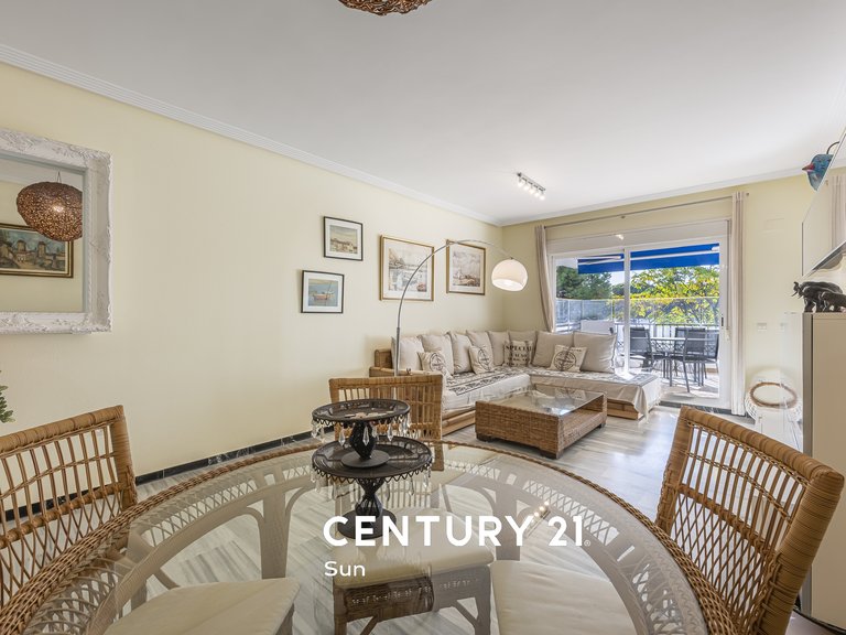 Apartment for sale in Puerto Banús, Málaga 14