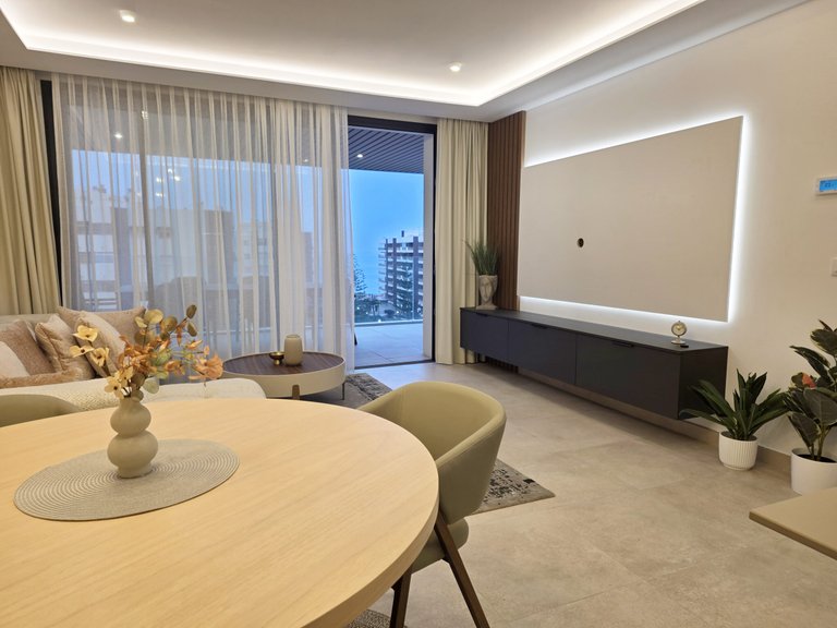 Brand New Apartment fully furnished READY TO MOVE IN, 100 m from the SEA. Fuengirola 6