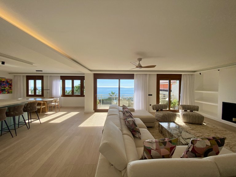 Welcome to a home where elegance meets the sea - Estepona old town 6