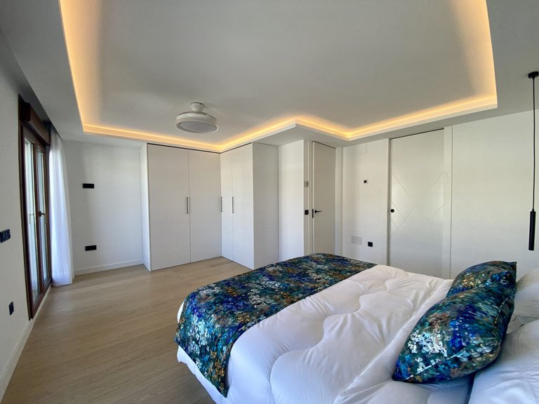 Welcome to a home where elegance meets the sea - Estepona old town 9