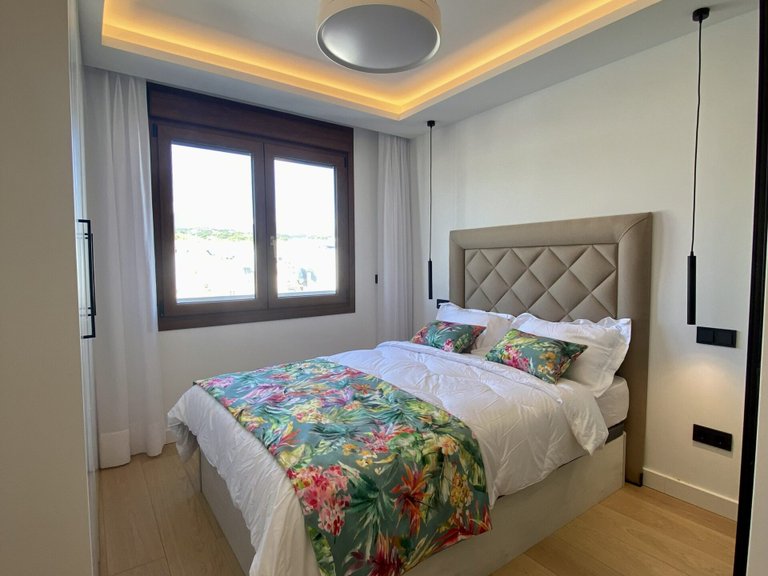 Welcome to a home where elegance meets the sea - Estepona old town 16