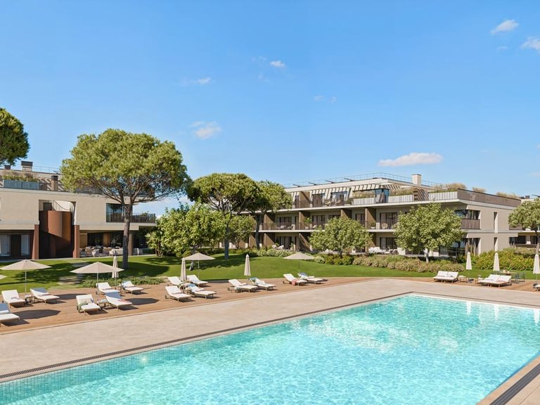 Apartment for Sale in Vilamoura, Algarve 1