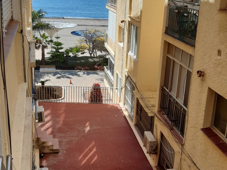 ESTEPONA, PISO con VISTAS AL MAR, 1º linea de playa en Avd. España. Paseo Marítimo-Puerto Deportivo. 1