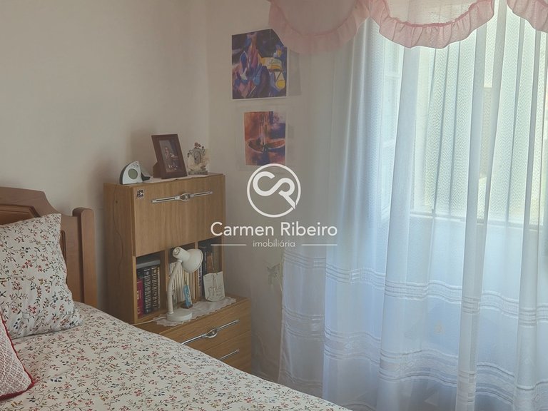 Moradia geminada terrea T2 de gaveto com quintal em São Bento do Cortiço 22