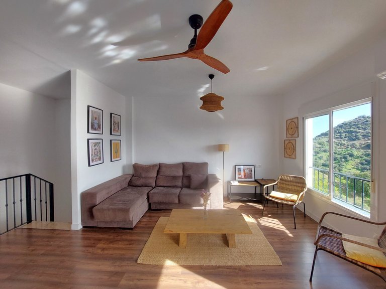 Newly built 4-bedroom townhouse 4