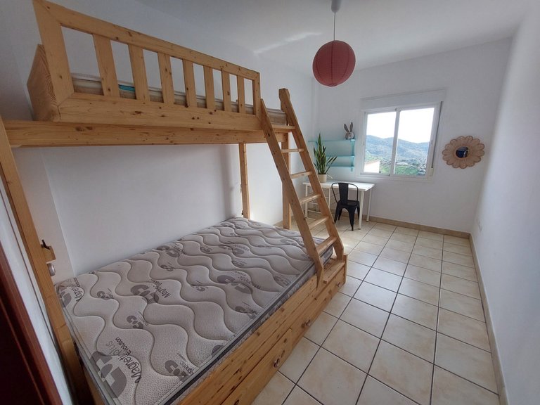 Newly built 4-bedroom townhouse 6