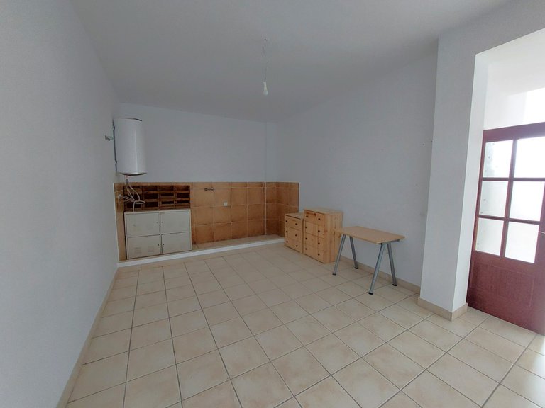 Newly built 4-bedroom townhouse 10