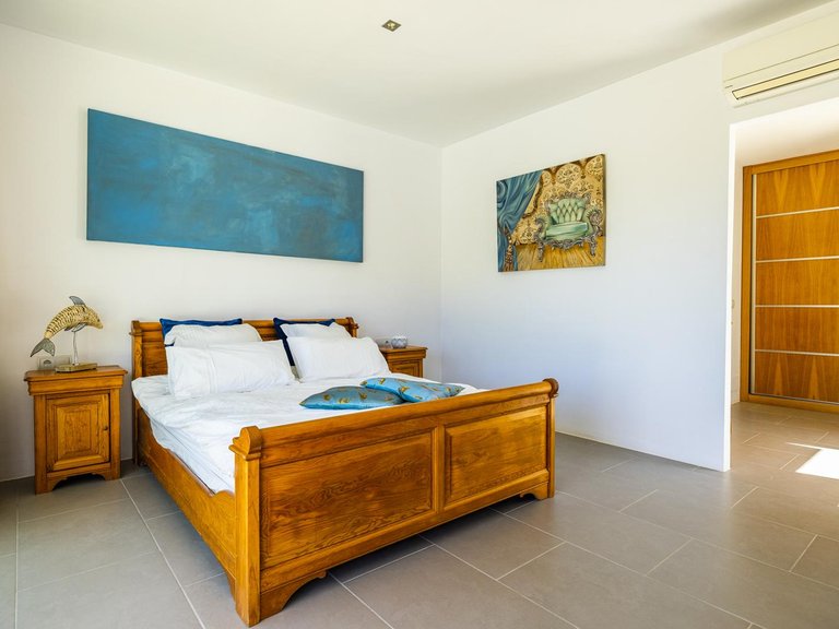 Prestigious Seaview Estate 7