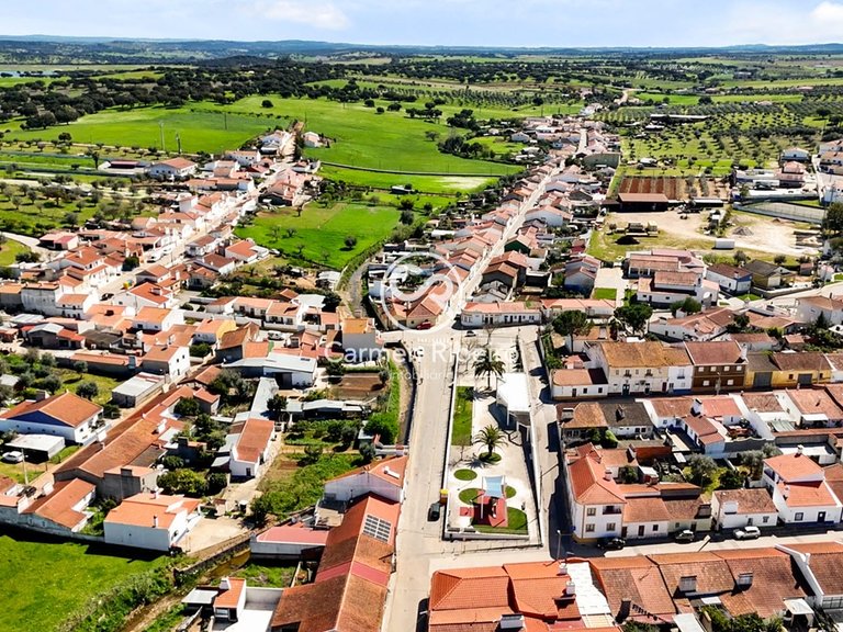 Moradia geminada T2 com quintal em Santo Amaro - Sousel 16