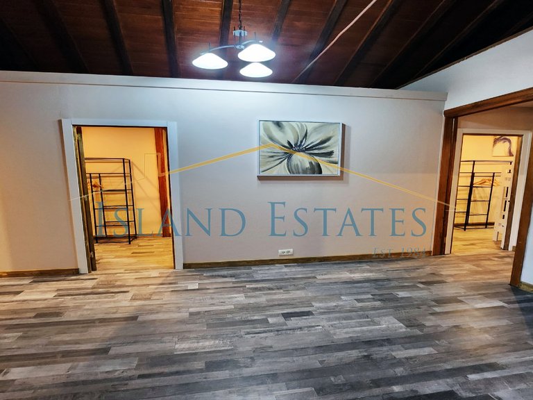Small Hotel/B&B in Tenerife available on a Commercial Lease 7
