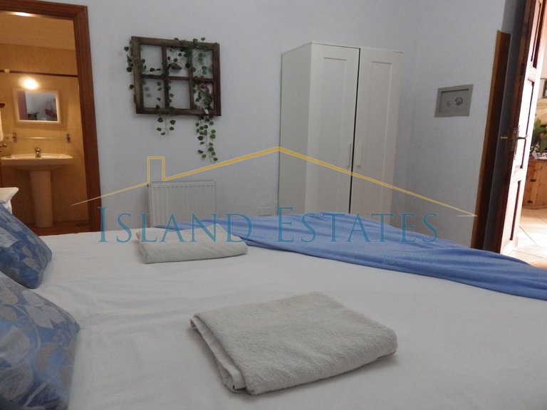 Small Hotel/B&B in Tenerife available on a Commercial Lease 4