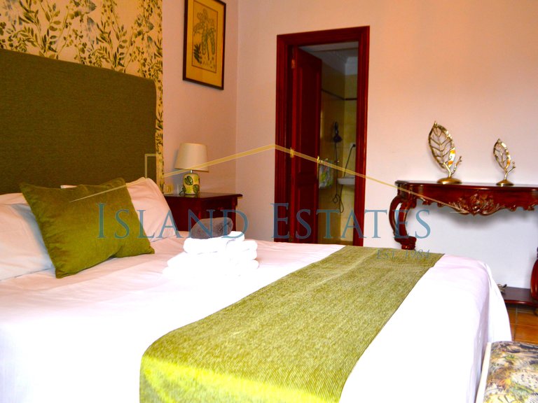 Small Hotel/B&B in Tenerife available on a Commercial Lease 3