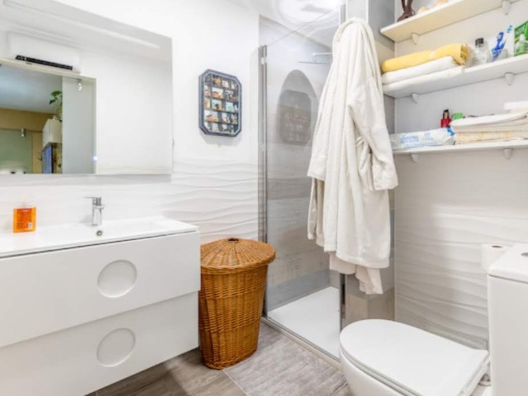 Excelente apartamento ubicado en pleno centro de Oliva 7