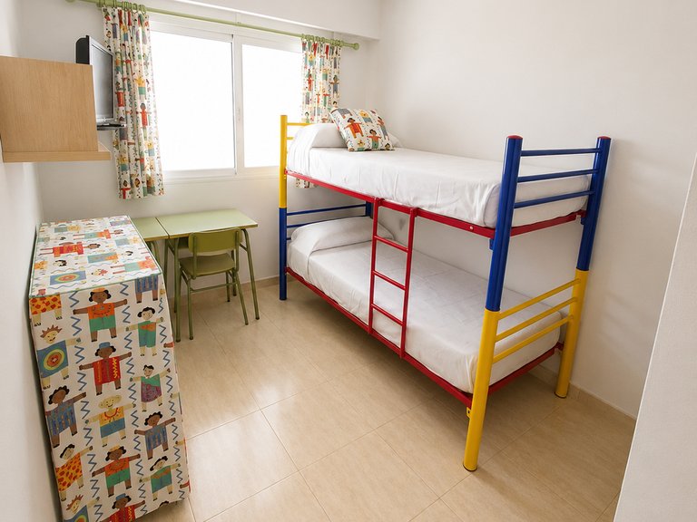 APARTAMENTO CERCA DE PLAYA DE PILES CON PISCINA, GARAJE Y SOLÁRIUM 9