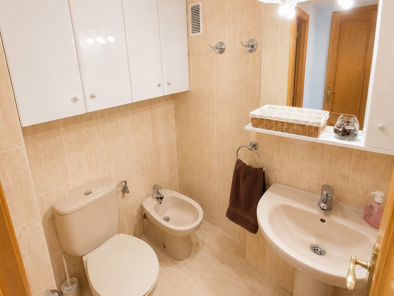 APARTAMENTO CERCA DE PLAYA DE PILES CON PISCINA, GARAJE Y SOLÁRIUM 11