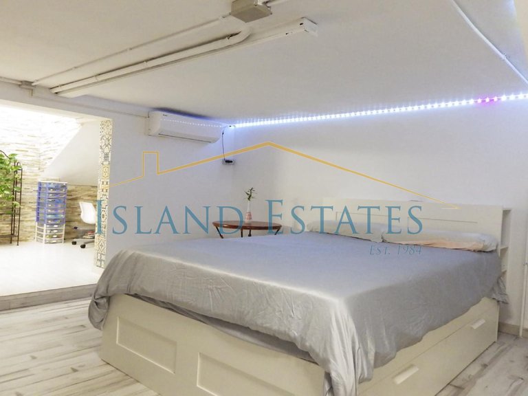 Spacious 4 bedroom (Converted) Townhouse in Tenerife South 6