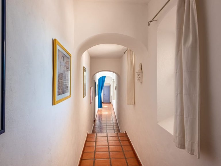 Villa for Sale in Loule, Algarve 13