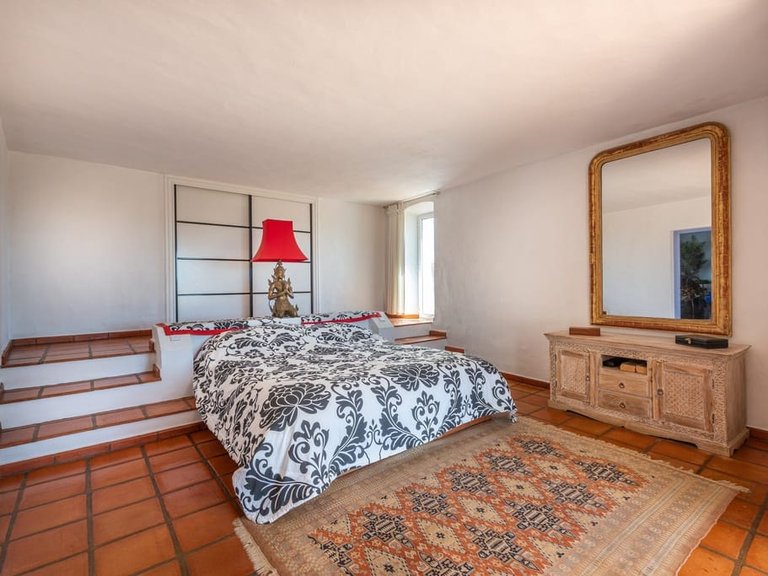 Villa for Sale in Loule, Algarve 17