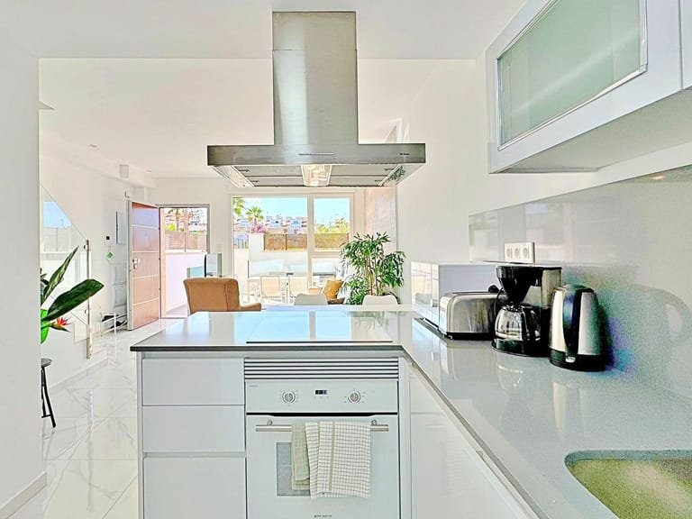Villa for Sale in Torrevieja, Alicante 14