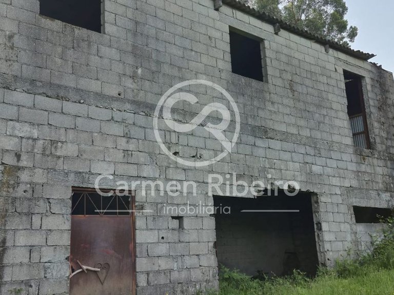 Ruina para restauro em Rossas - Vieira do Minho com terreno 7