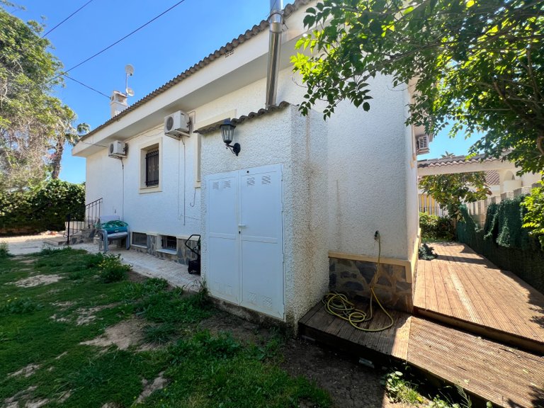 4 bedroom villa 6