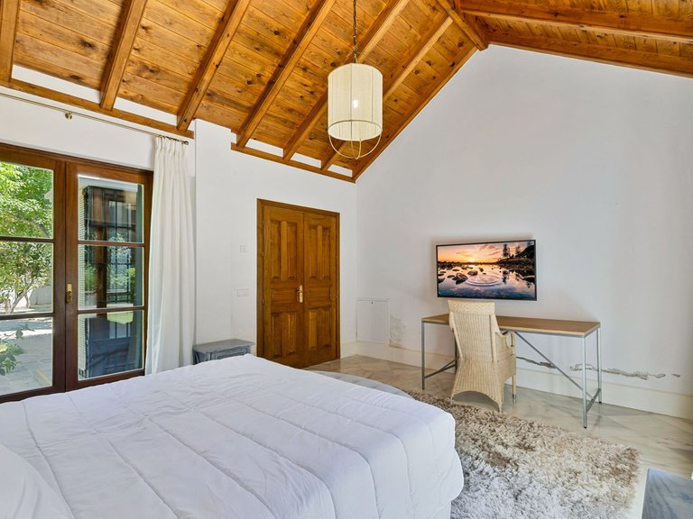 Villa for rent in Guadalmina Baja 21