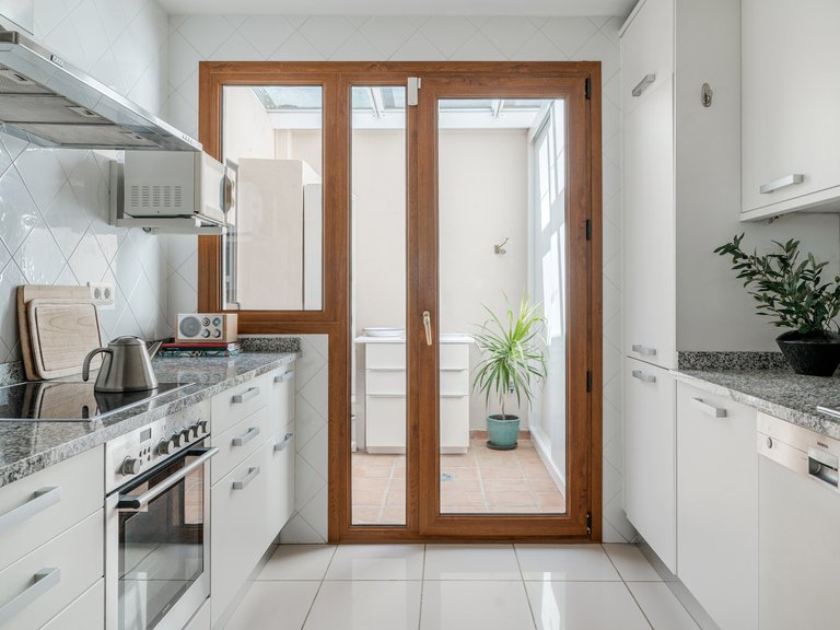 Spacious Family Townhouse in Paraíso Hills, New Golden Mile 15