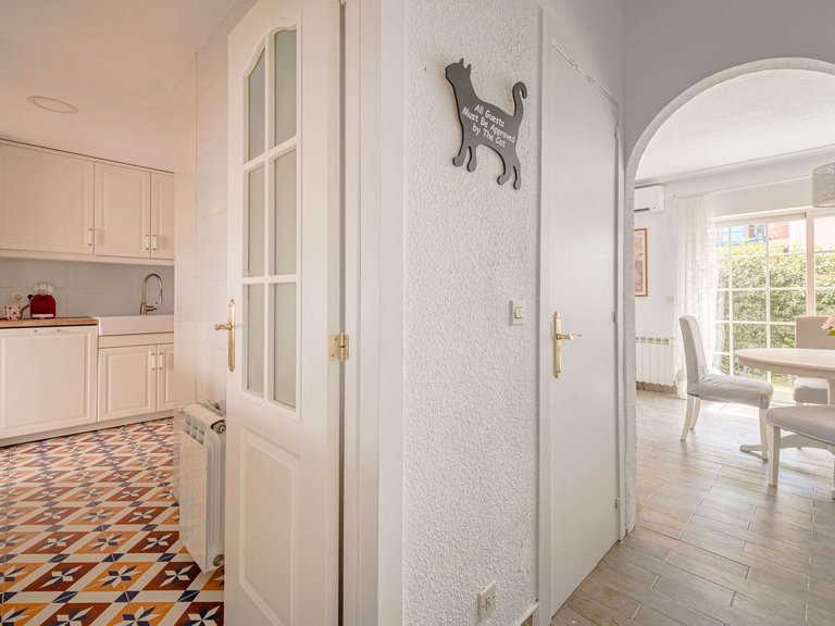 Chalet Adosado for Sale in Pozuelo de Alarcón, Madrid 20