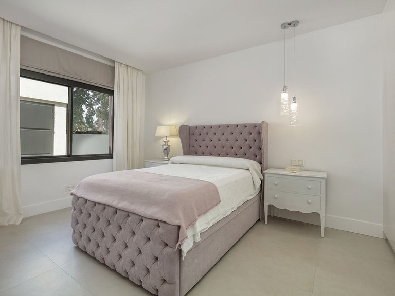 Detached villa for sale in Guadalmina 7