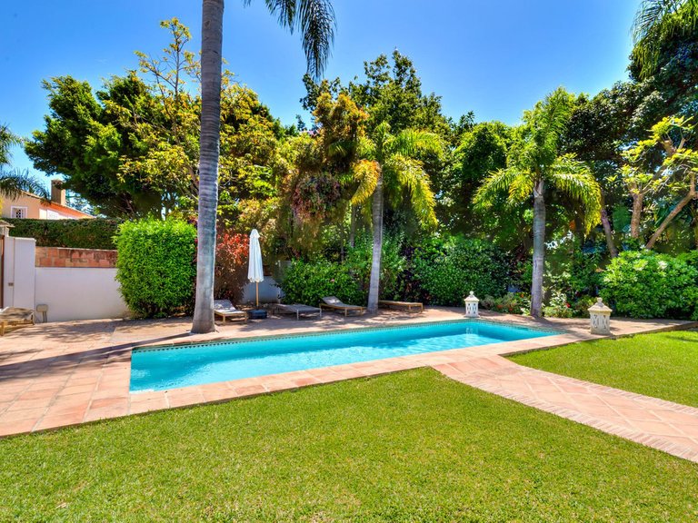 Villa for rent in Guadalmina Baja 28