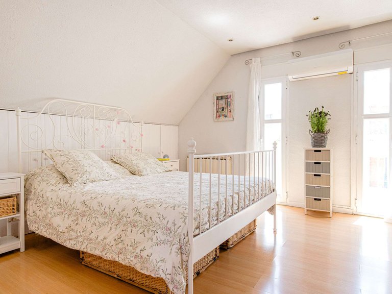 Chalet Adosado for Sale in Pozuelo de Alarcón, Madrid 30