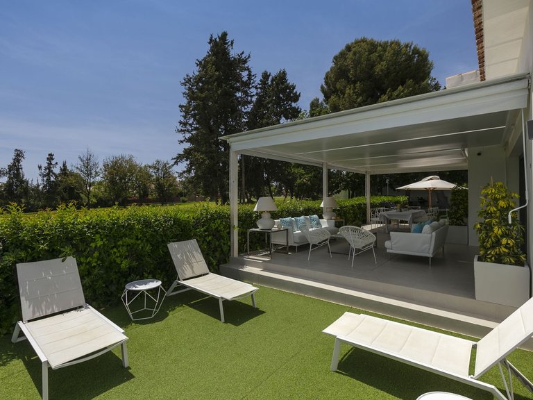 Detached villa for sale in Guadalmina 6
