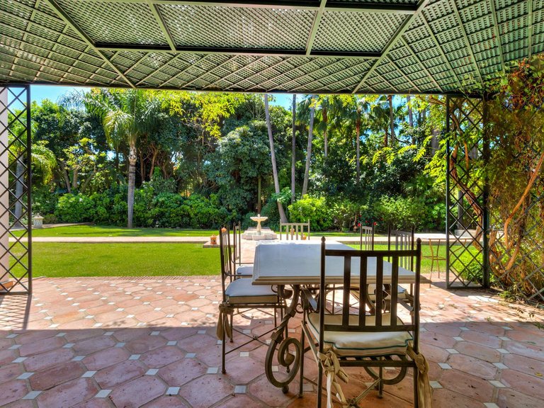 Villa for rent in Guadalmina Baja 5